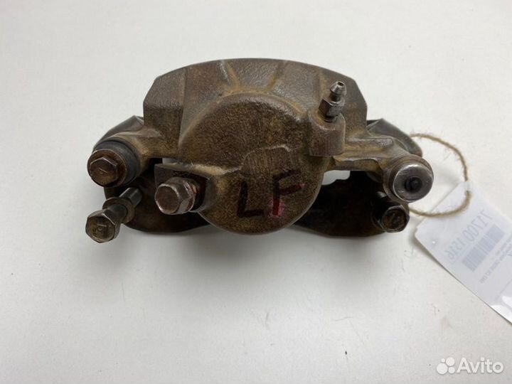 Суппорт передний левый Toyota Estima Emina CXR20G