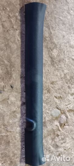 Накладка порога переднего правая Kia Rio3