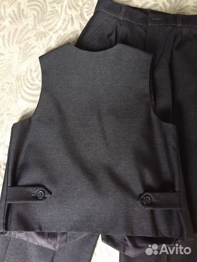Костюм жилетка и брюки