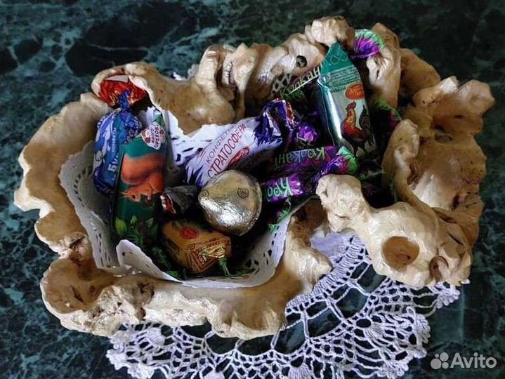 Ваза-конфетница из кленового капа ручной работы