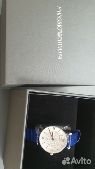 Часы женские Emporio Armani