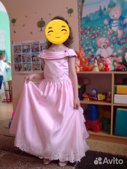 Нарядное платье