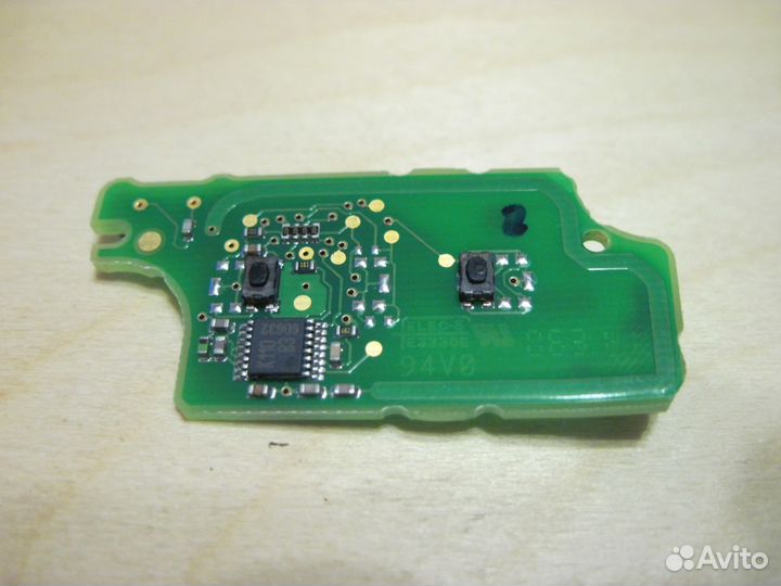 Peugeot плата оригинального ключа 2 кнопки E3330E