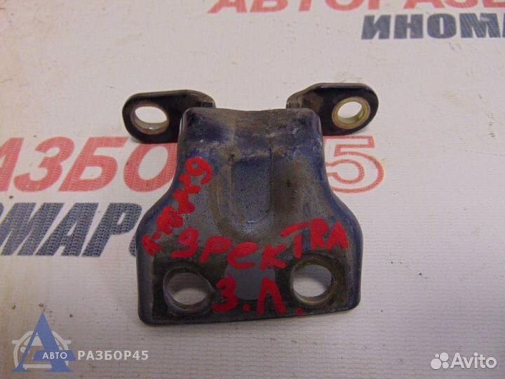 Крепление двери заднее Kia Spectra 2001-2011