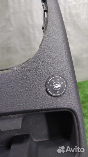 Консоль центральная (без подлокотника) Suzuki SX4