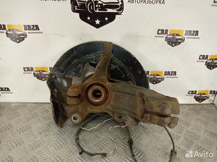 Кулак поворотный передний левый L Volvo XC60