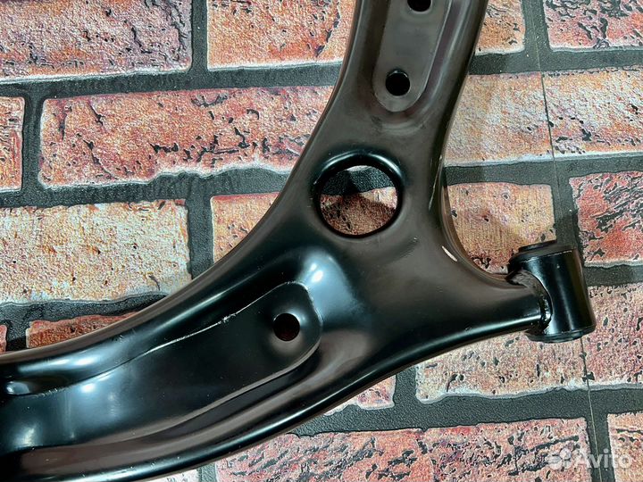 Рычаг подвески правый Solaris 2 / Rio 4 2017-2022