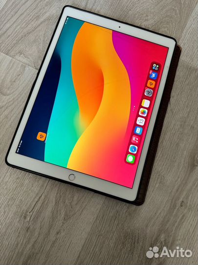 iPad pro 12.9 2 поколение 256 гиг