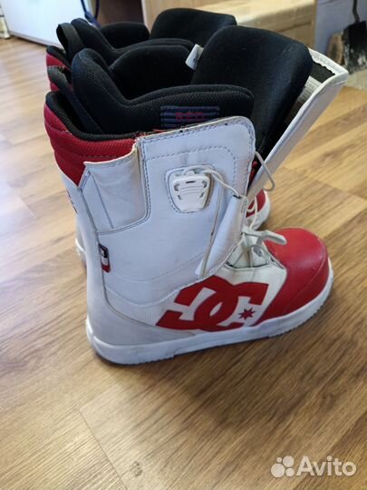 Сноубордические ботинки DC Avaris 2016