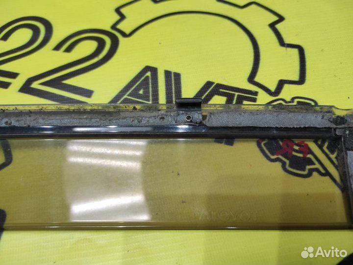 Ветровик передний правый Toyota Camry ACV40 2AZ-FE