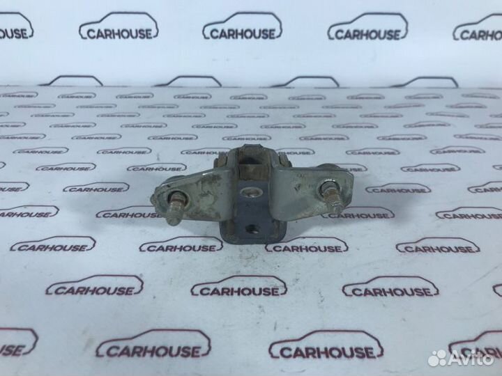 Петля двери задняя левая Mitsubishi Lancer 9 1.6