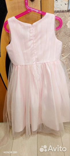 Нарядное платье для девочки