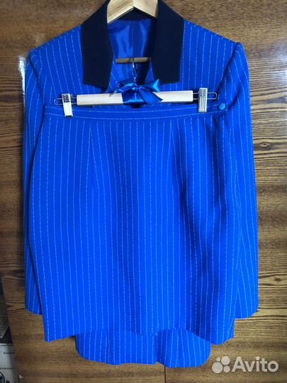 Костюм женский с юбкой 44-46