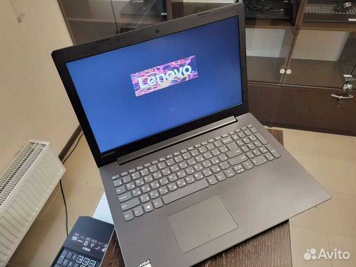 Lenovo IdeaPad 320-15AST, 15.6