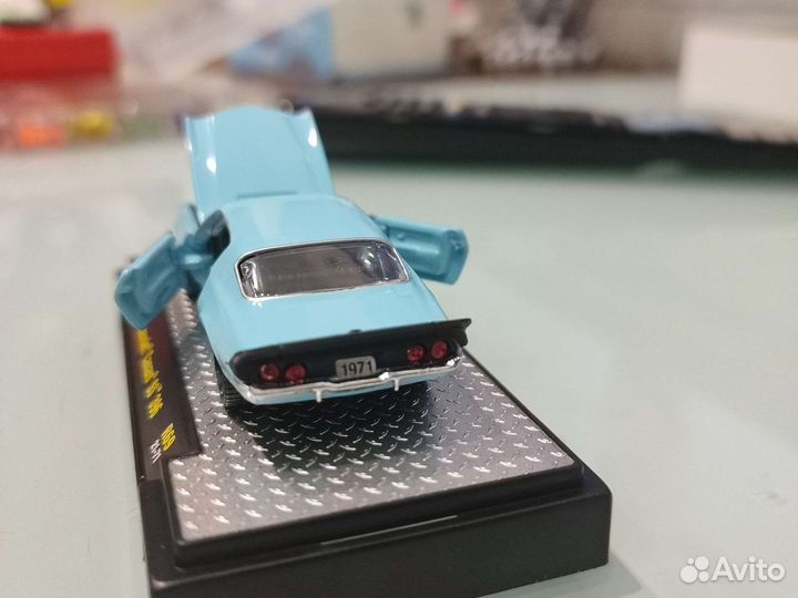 Модель автомобиля Chevrolet Camaro SS