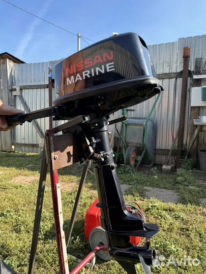 Лодочный мотор Nissan Marine