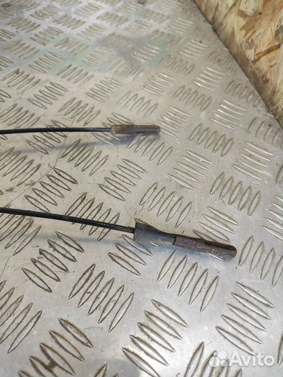 Трос стояночного тормоза Opel Omega B