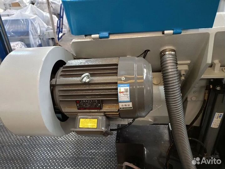 Ленточнопильный станок по металлу MBS 330/50CH