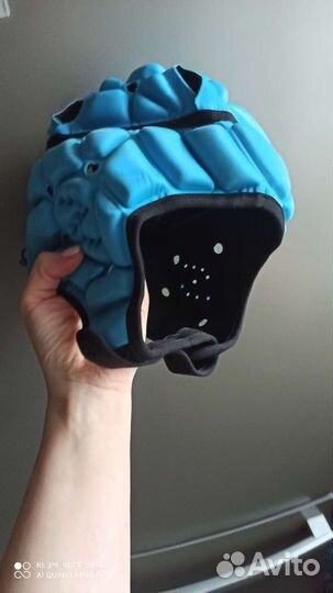 Защитный шлем для единоборств