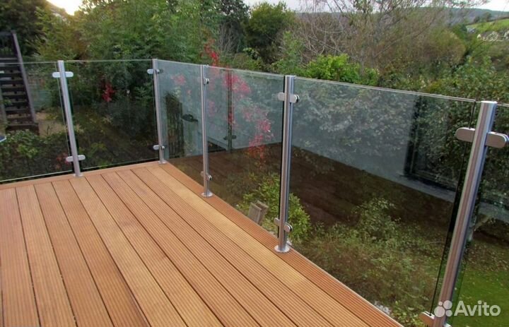 Ограждение для балкона из стекла