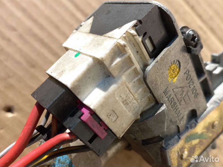 VW Sharan 1,9TDI(96-99) замок зажигания с ключом