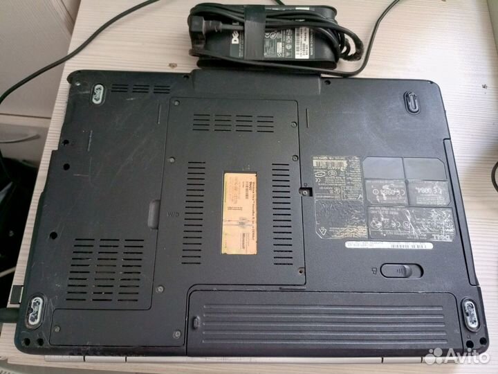 Ноутбук Dell Inspiron 1525