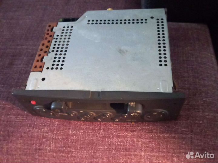 Магнитола на рено меган2