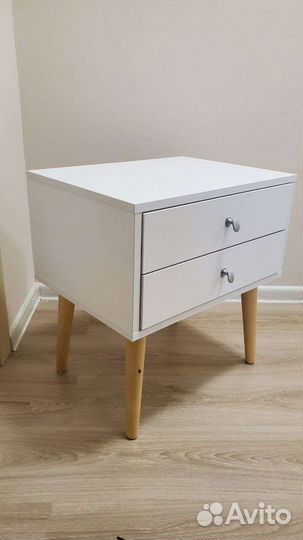Прикроватная тумба белая новая