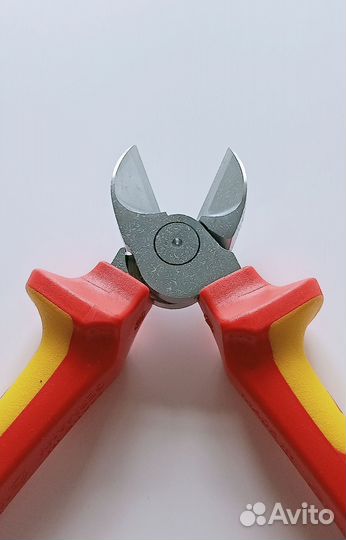Бокорезы Knipex KN - 7026160