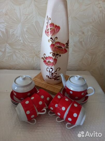 Сервиз чайный в горошек