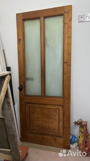 Дверь деревянная