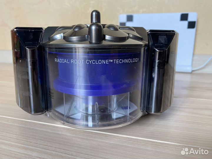 Робот-пылесос Dyson 360 Eye