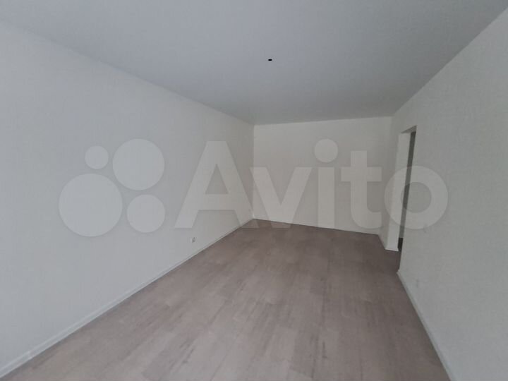 2-к. квартира, 60 м², 5/17 эт.
