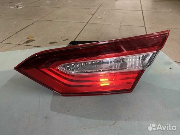 Фонарь задний Тойота Камри 70 (2017-2023)