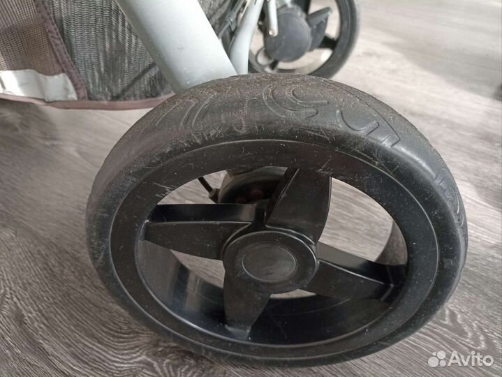 Прогулочная коляска FD Design Avito Multicolor