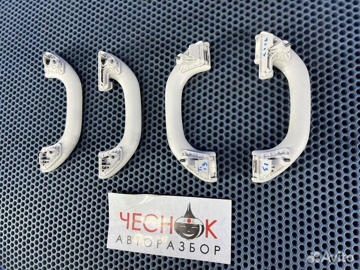 Ручка потолочная Tiguan Тигуан Golf Passat