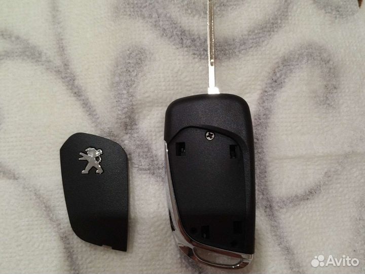 Брелок Пежо 308