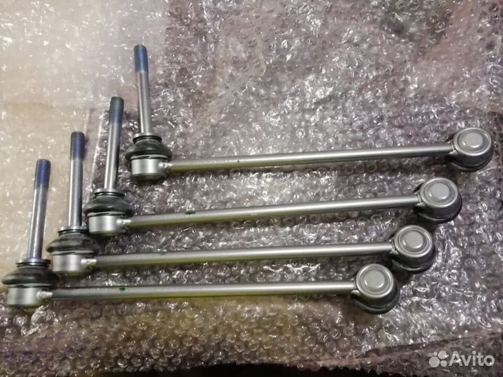 Левая стойка переднего стабилизатора BMW g05, g06