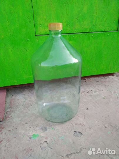 Бутыль стеклянная