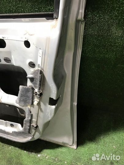 Дверь передняя правая Ford Focus MK1 zetec