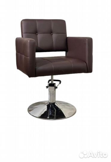 Кожанное кресло для парикмахера