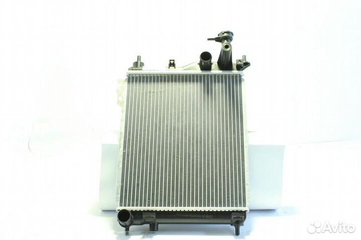 Радиатор охлаждения МКПП 1,4 hyundai getz