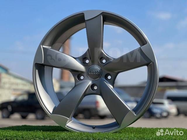 Диск литой Replica Audi Rotor 5x112