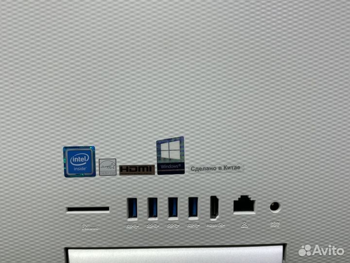 Моноблок Asus V221ID