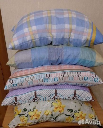 Подушка, новая, размер 70 на 50