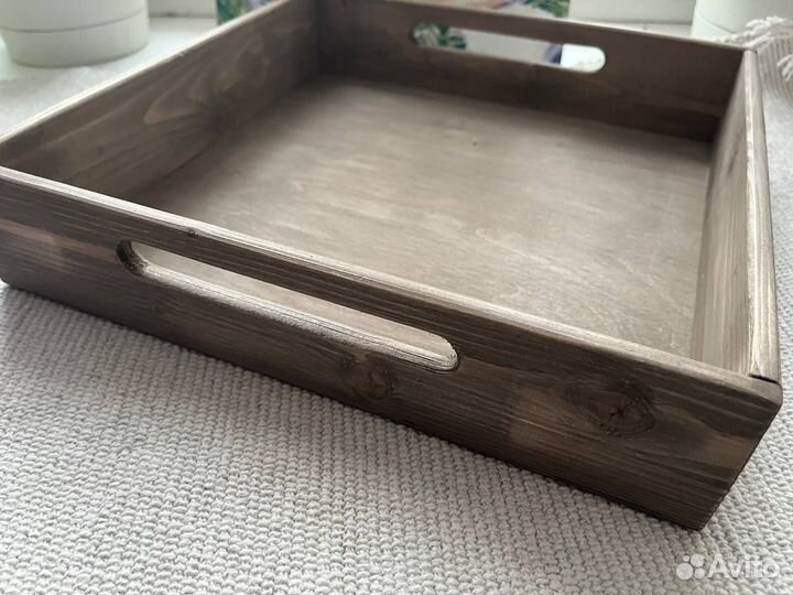 Поднос из дерева с ручками