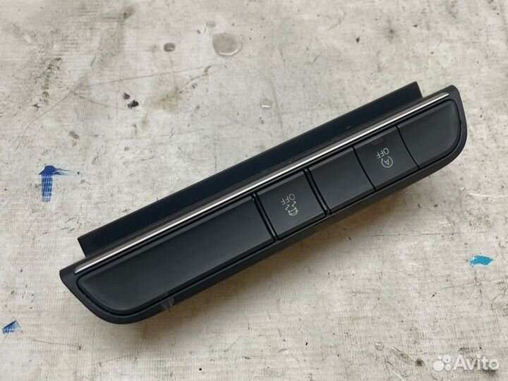 Блок дополнительных функций Audi Q3 8UB cczc 2013