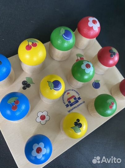 Развивающие игрушки Монтессори