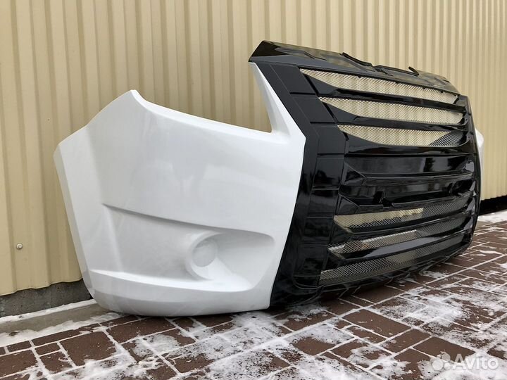 Бампер на Газель Next Белый с черной серединой