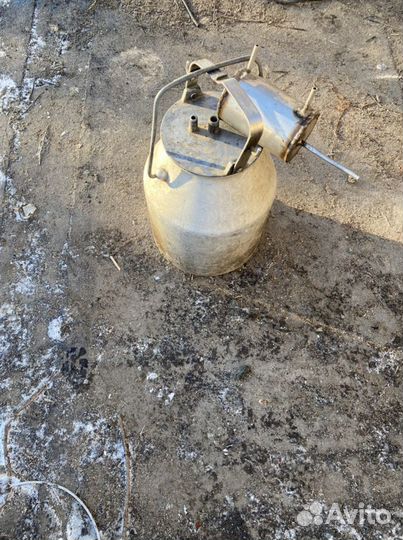 Куб и доильник